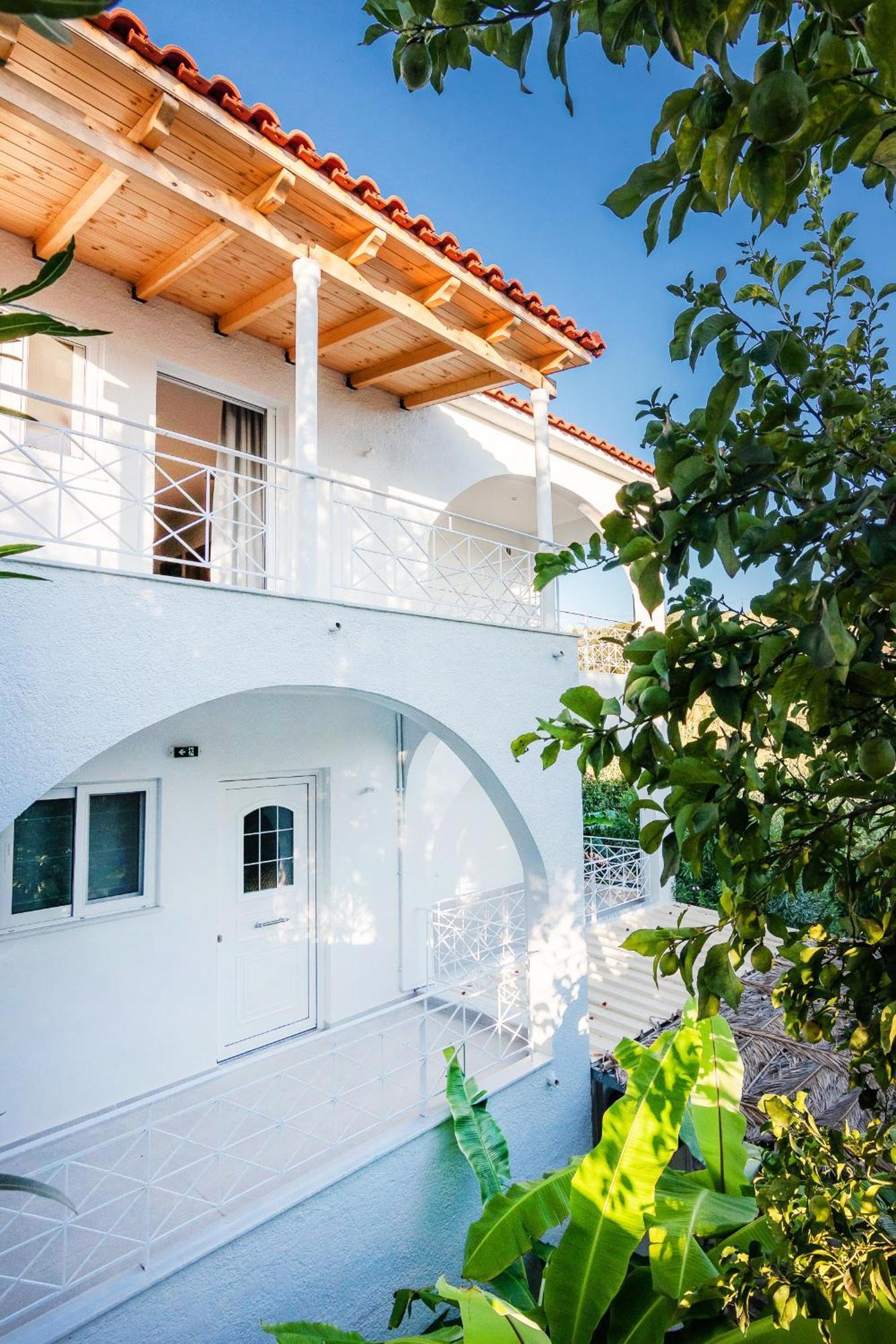 Peroulia Beach Houses Koróni Exteriör bild