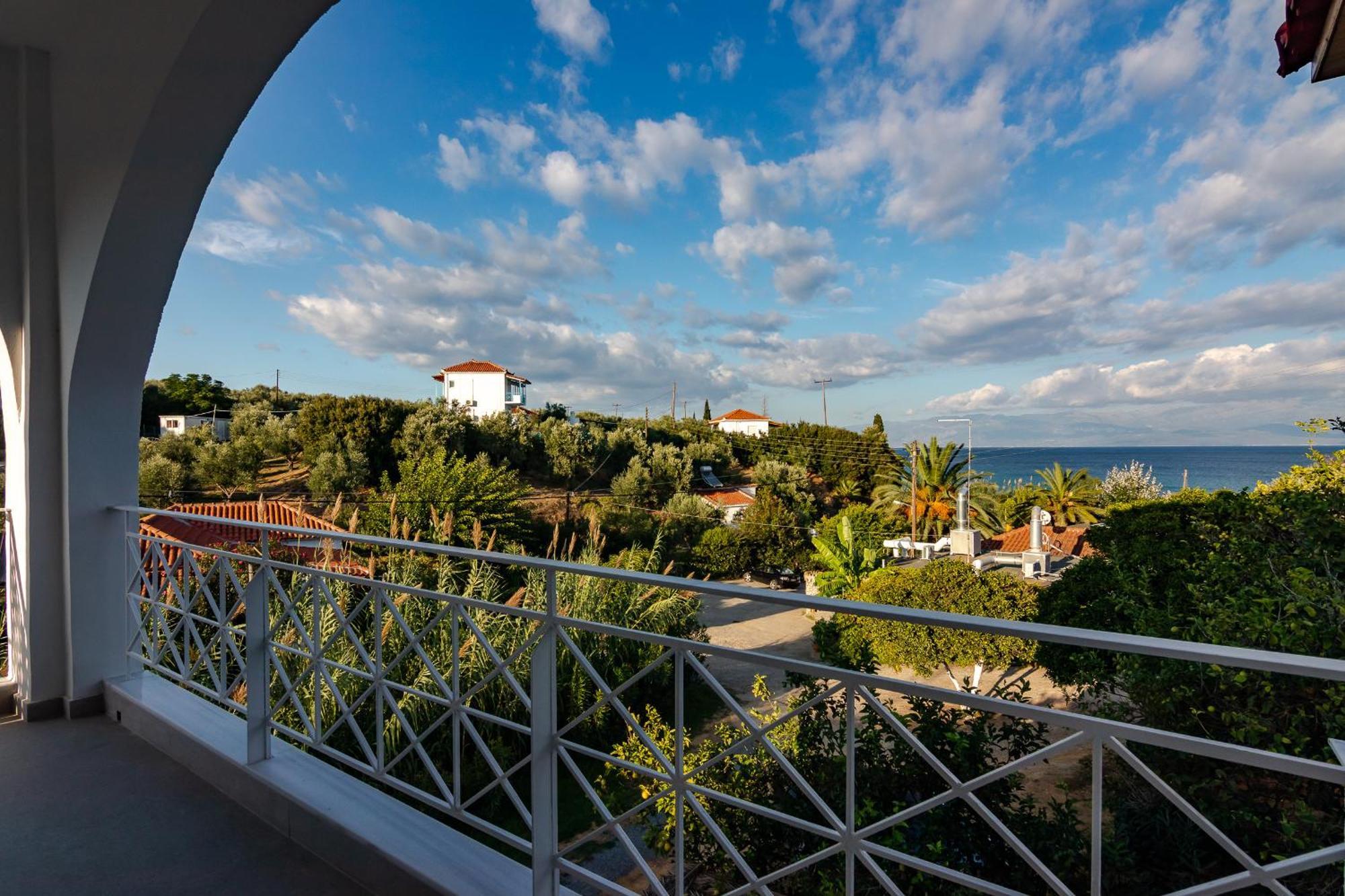 Peroulia Beach Houses Koróni Exteriör bild